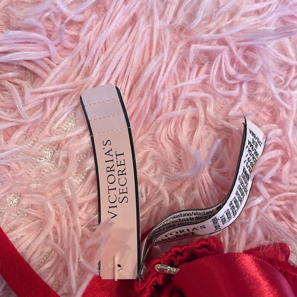 NWT Victoria’s Secret CS/SM red Valentines Day sheer heart lace garter - Picture 8 of 8